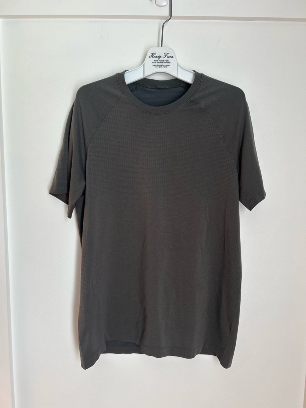 Lululemon Metal Vent Tech Short-Sleeve Shirt Size Large